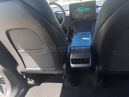 Tesla Model Y 2023 года за 22 500 000 тг. в Алматы – фото 31