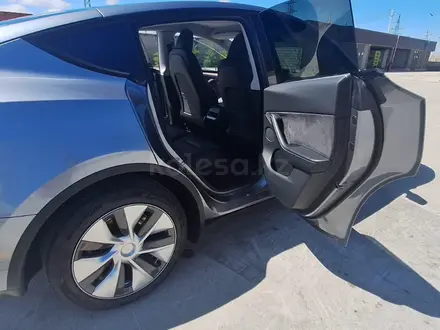 Tesla Model Y 2023 года за 22 500 000 тг. в Алматы – фото 33