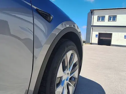 Tesla Model Y 2023 года за 22 500 000 тг. в Алматы – фото 37
