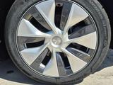 Tesla Model Y 2023 года за 22 500 000 тг. в Алматы – фото 5