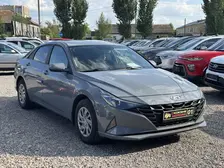 Hyundai Elantra, 2022