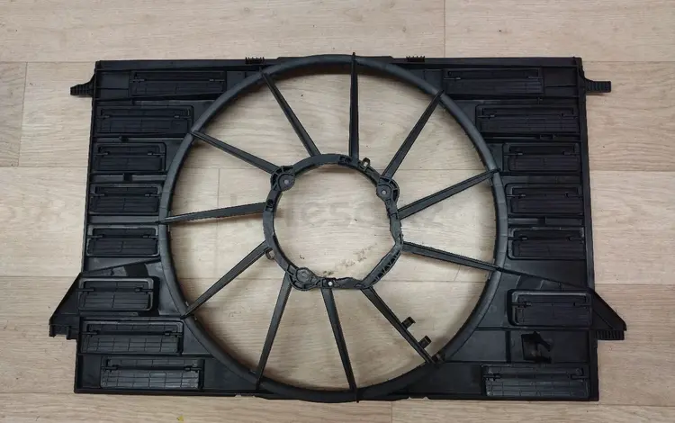 Диффузор радиатора Ауди за 38 000 тг. в Астана