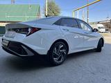 Hyundai Elantra 2024 годаүшін8 600 000 тг. в Алматы – фото 3