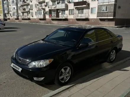 Toyota Camry 2003 года за 3 000 000 тг. в Атырау – фото 11