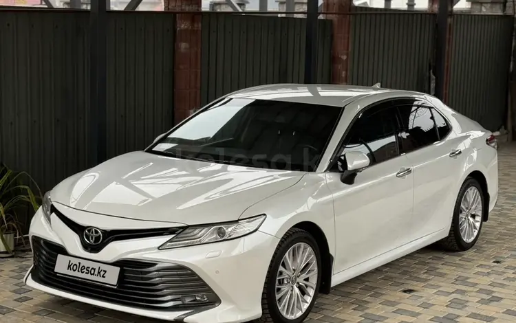 Toyota Camry 2019 года за 16 500 000 тг. в Алматы