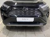 Toyota RAV 4 Luxe+ 2023 года за 23 450 000 тг. в Актобе – фото 3