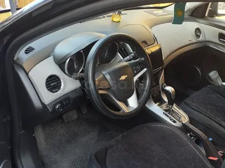 Chevrolet Cruze 2014 года за 5 100 000 тг. в Семей – фото 10
