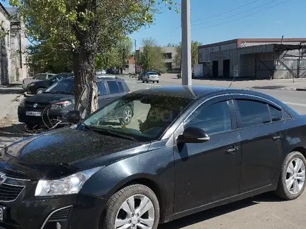 Chevrolet Cruze 2014 года за 5 100 000 тг. в Семей – фото 2