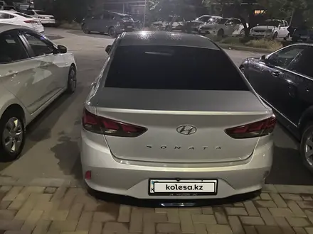 Hyundai Sonata 2019 года за 8 200 000 тг. в Алматы – фото 2