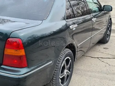 Toyota Progres 1998 года за 3 000 000 тг. в Усть-Каменогорск – фото 6