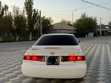Toyota Camry 2001 года за 2 700 000 тг. в Алматы – фото 2