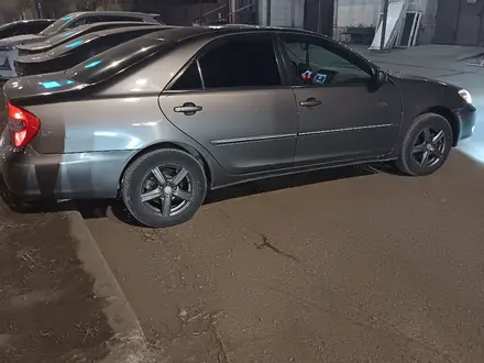 Toyota Camry 2003 года за 5 000 000 тг. в Семей – фото 4