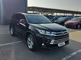 Toyota Highlander 2016 года за 9 600 000 тг. в Алматы – фото 3