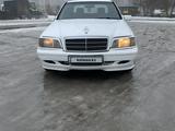 Mercedes-Benz C 280 1995 годаfor2 300 000 тг. в Караганда – фото 2