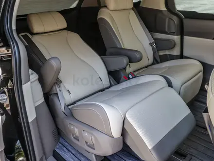 Kia Carnival 2022 года за 28 300 000 тг. в Шымкент – фото 22