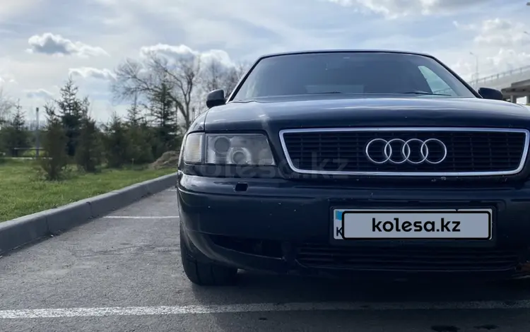 Audi A8 1995 года за 2 800 000 тг. в Алматы