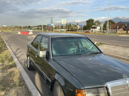 Mercedes-Benz E 230 1992 года за 1 400 000 тг. в Алматы – фото 15