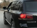 Volkswagen Touareg 2006 года за 2 800 000 тг. в Алматы