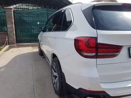 BMW X5 2017 года за 22 800 000 тг. в Алматы – фото 6
