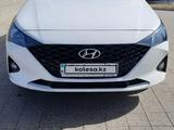 Hyundai Accent 2021 годаүшін8 000 000 тг. в Астана – фото 2