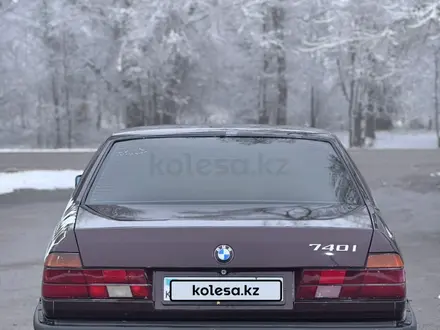 BMW 740 1993 года за 2 700 000 тг. в Алматы – фото 5