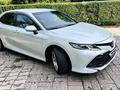 Toyota Camry 2018 годаүшін12 150 000 тг. в Алматы – фото 2