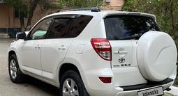 Toyota RAV4 2011 годаfor8 200 000 тг. в Актобе – фото 4