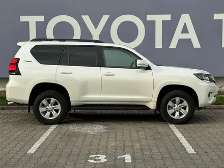 Toyota Land Cruiser Prado 2021 года за 25 790 000 тг. в Алматы – фото 7