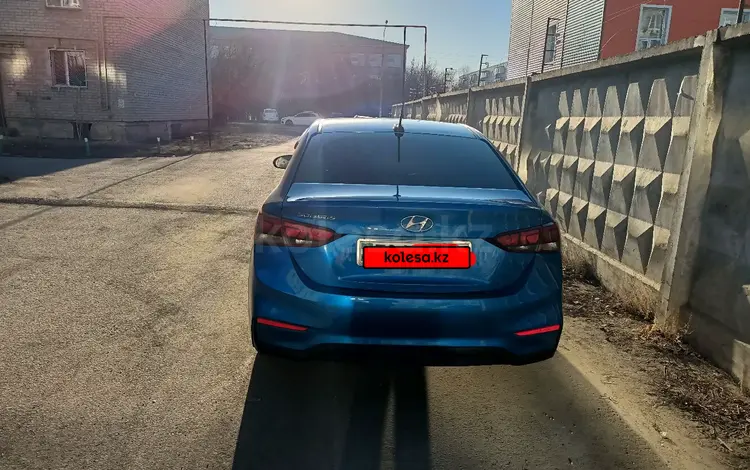 Hyundai Solaris 2017 года за 5 500 000 тг. в Актобе