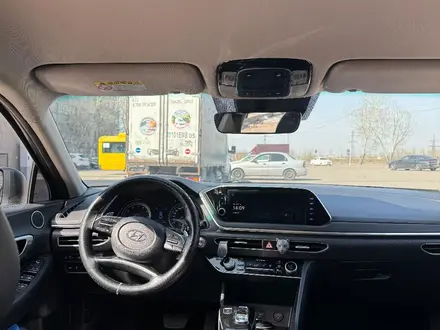 Hyundai Sonata 2019 года за 9 100 000 тг. в Алматы – фото 6