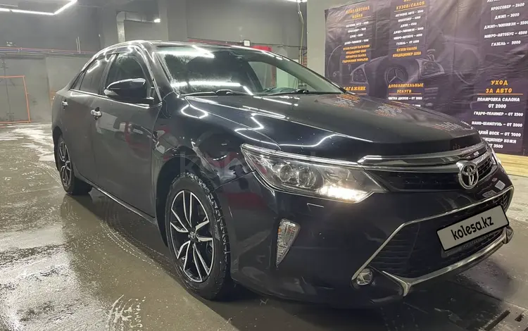 Toyota Camry 2017 года за 11 800 000 тг. в Астана