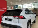 Toyota RAV4 2023 годаүшін23 450 000 тг. в Лисаковск – фото 5