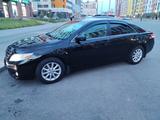 Toyota Camry 2010 года за 7 800 000 тг. в Астана – фото 3