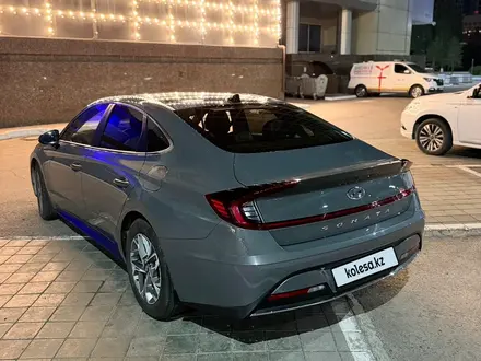 Hyundai Sonata 2023 года за 11 900 000 тг. в Астана – фото 4