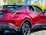 Toyota C-HR 2018 года за 10 300 000 тг. в Алматы – фото 2