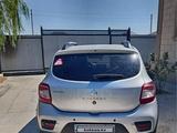 Renault Sandero Stepway 2016 годаүшін3 800 000 тг. в Атырау – фото 2