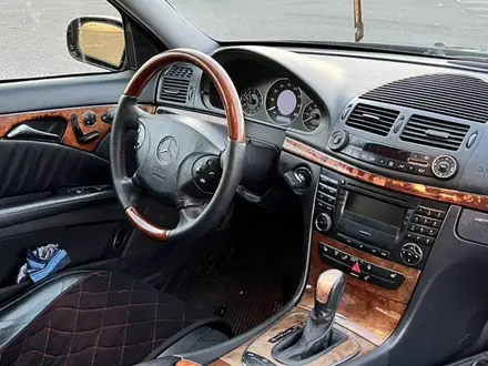 Mercedes-Benz E 500 2002 года за 6 400 000 тг. в Караганда – фото 28