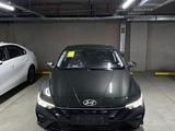 Hyundai Elantra 2023 года за 9 300 000 тг. в Тараз – фото 2