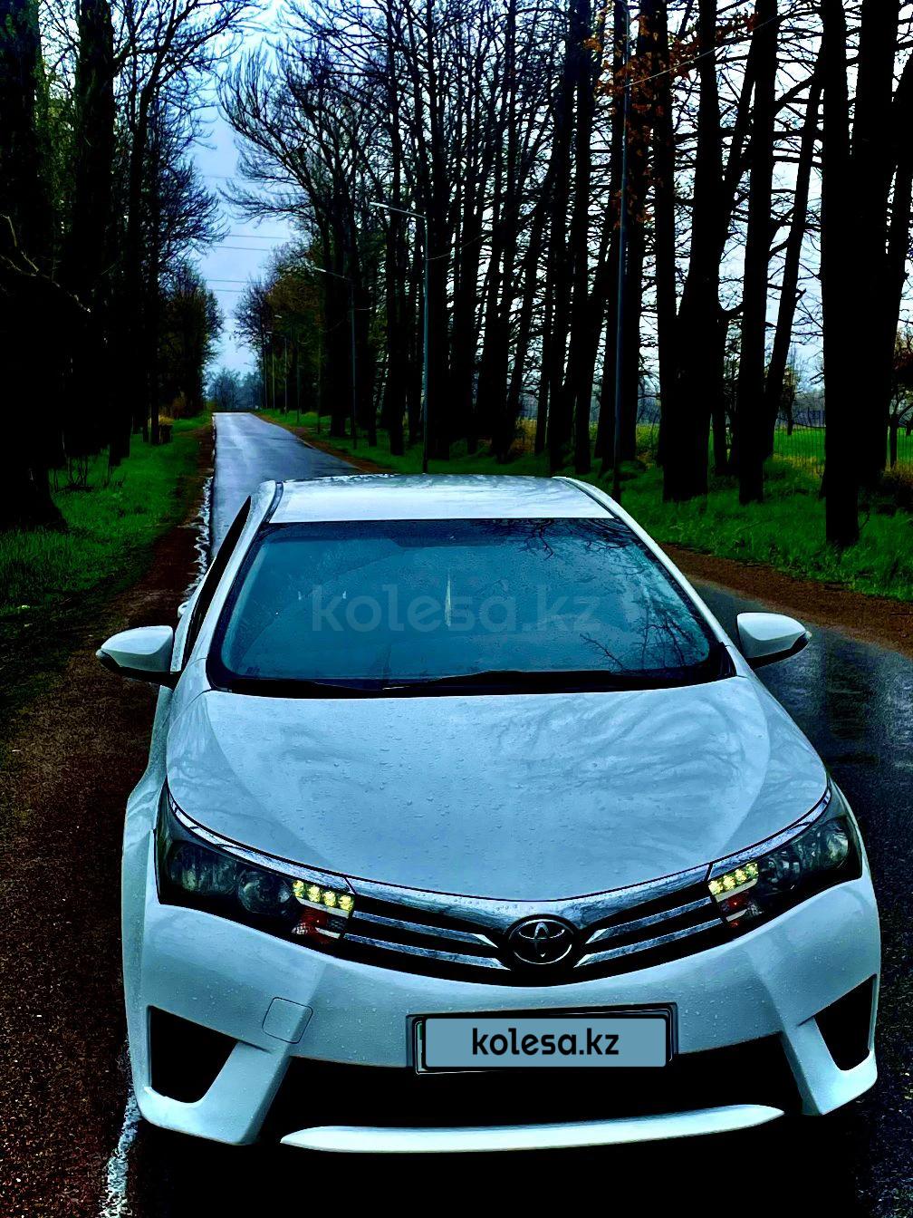 Toyota Corolla 2014 г.