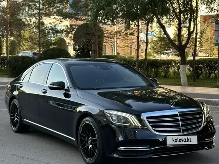 Mercedes-Benz S 450 2018 года за 40 000 000 тг. в Астана