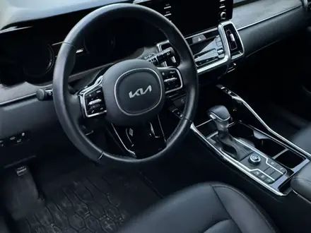 Kia Sorento 2023 года за 18 200 000 тг. в Алматы – фото 8