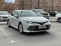 Toyota Camry 2021 года за 16 000 000 тг. в Актау – фото 2