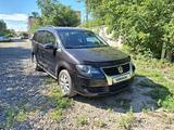 Volkswagen Touran 2010 года за 4 200 000 тг. в Актобе