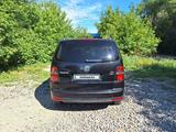 Volkswagen Touran 2010 года за 4 200 000 тг. в Актобе – фото 3