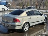 Opel Astra 2008 года за 2 490 000 тг. в Караганда – фото 2