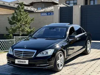 Mercedes-Benz S-Class, 2009