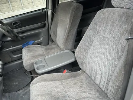 Honda CR-V 1996 года за 1 750 000 тг. в Алматы – фото 8