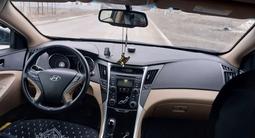 Hyundai Sonata 2013 года за 4 300 000 тг. в Аксай – фото 5