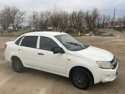 ВАЗ (Lada) Granta 2190 2013 годаүшін2 200 000 тг. в Уральск