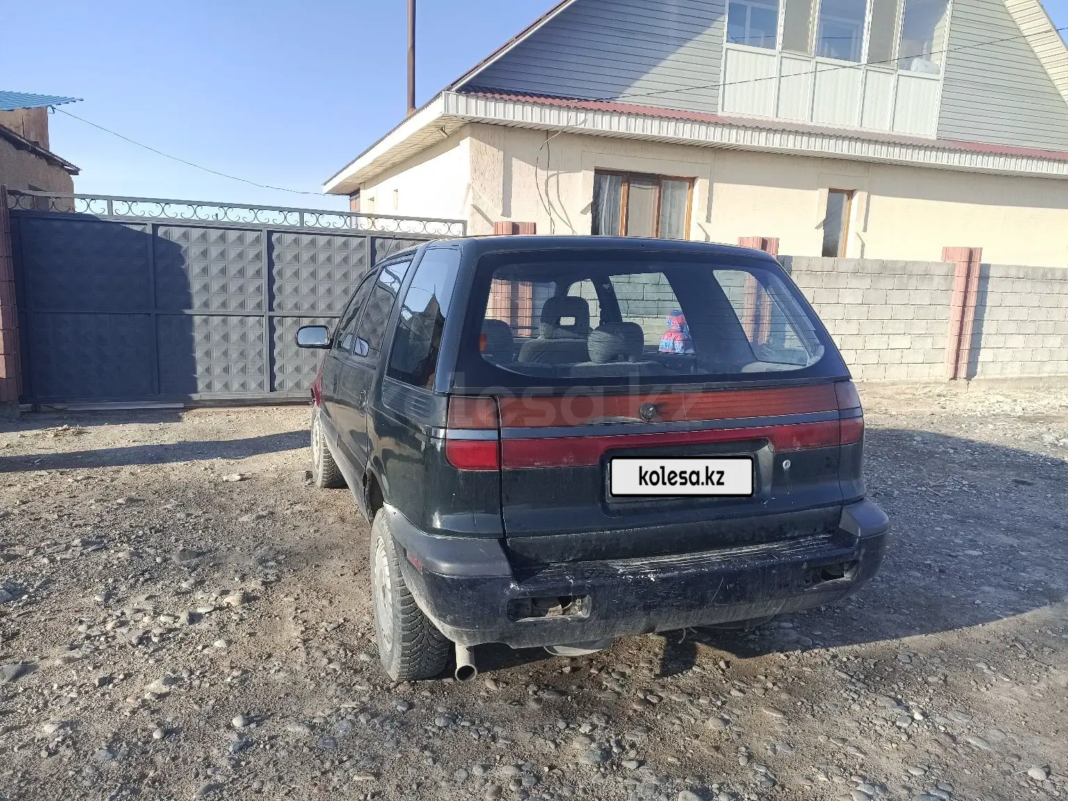 Mitsubishi Space Wagon, 1991
